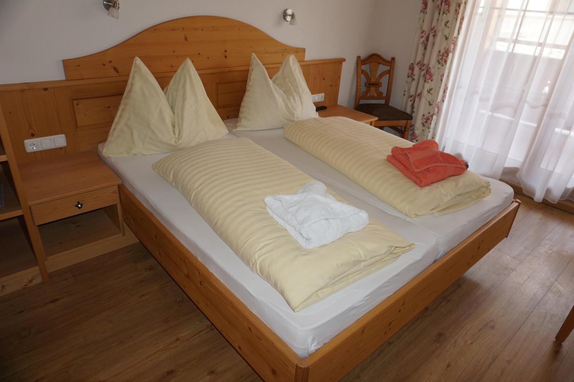 Pension & Appartements Anny Maria Alm am Steinernen Meer Exteriér fotografie