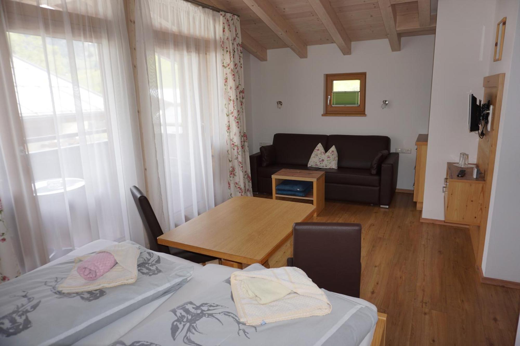 Pension & Appartements Anny Maria Alm am Steinernen Meer Exteriér fotografie